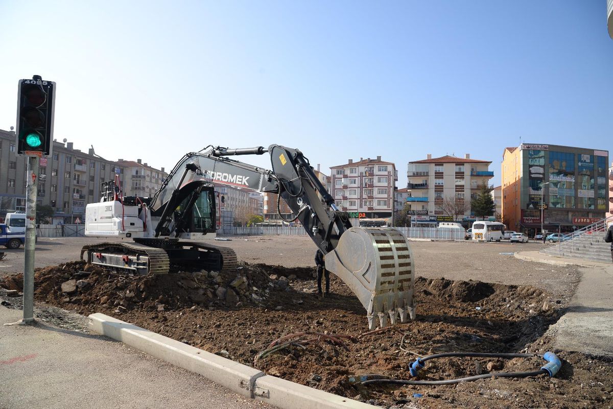 Kahramankazan'da kent meydanı için çalışmalara başlandı