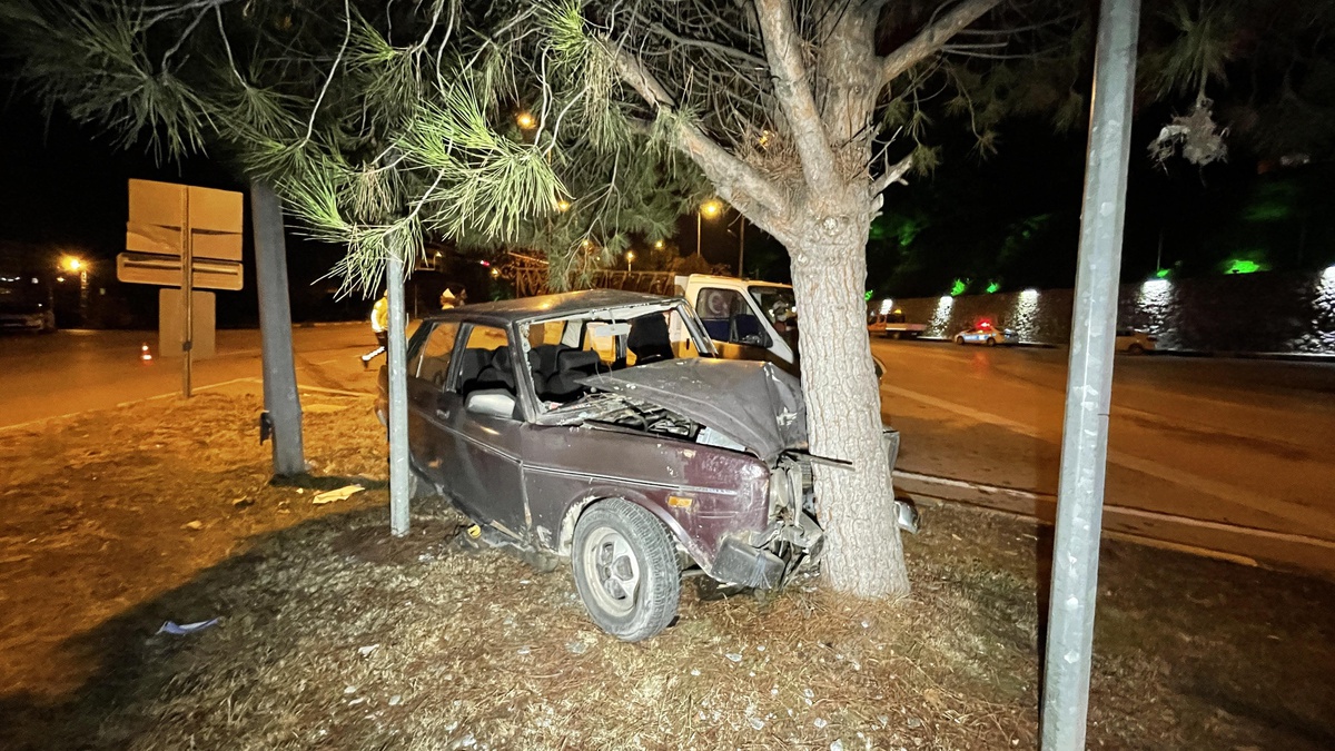 Karabük\'te kamyonetle çarpışan otomobilin sürücüsü öldü