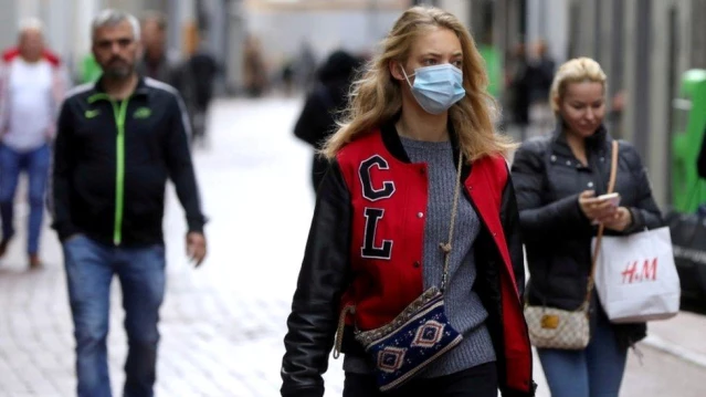 Koronavirüs: Hollanda'da kısmi sokağa çıkma yasağı uygulayacak