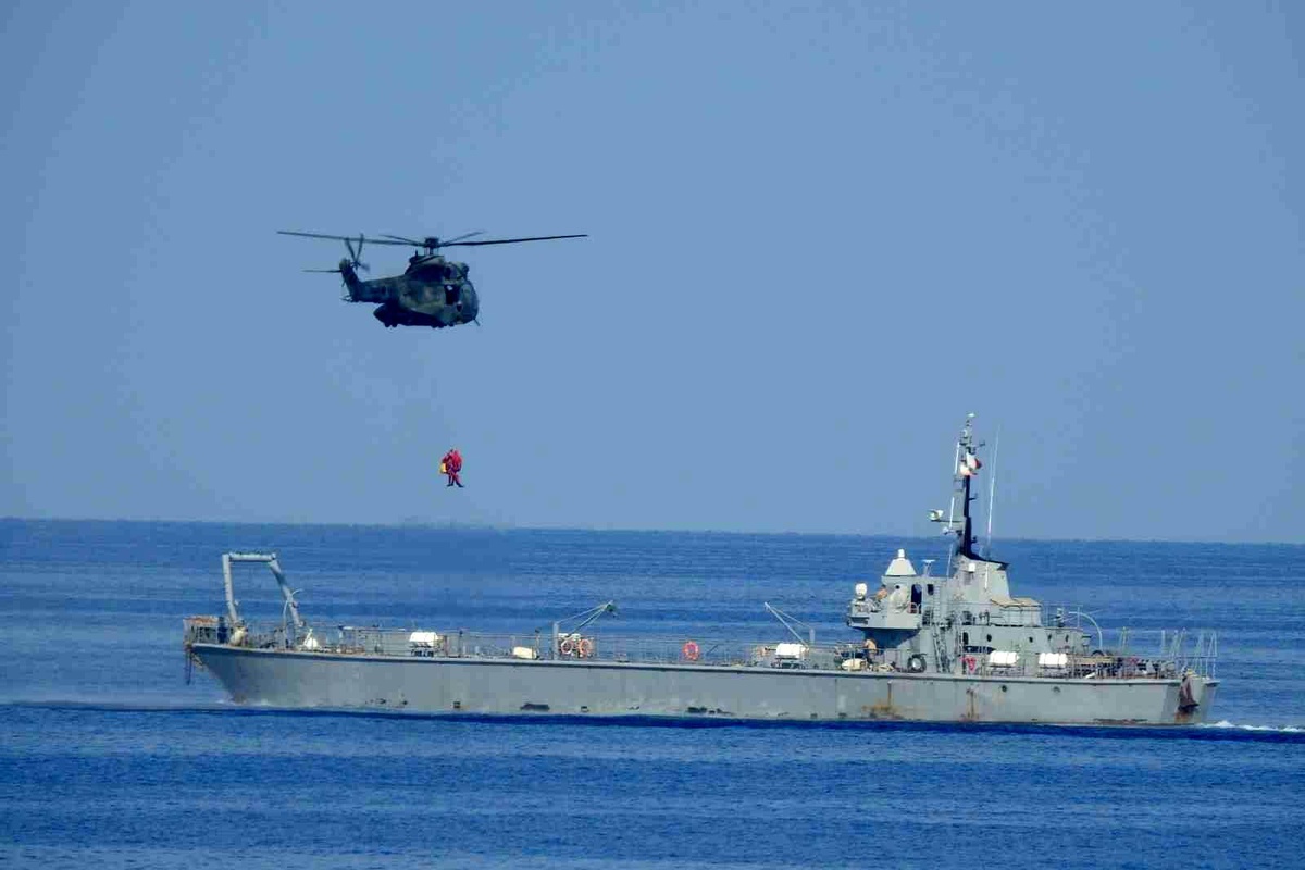 MSB: "TCG Fatih fırkateynimiz, BM basın personeli tarafından Doğu Akdeniz\'de ziyaret edildi"