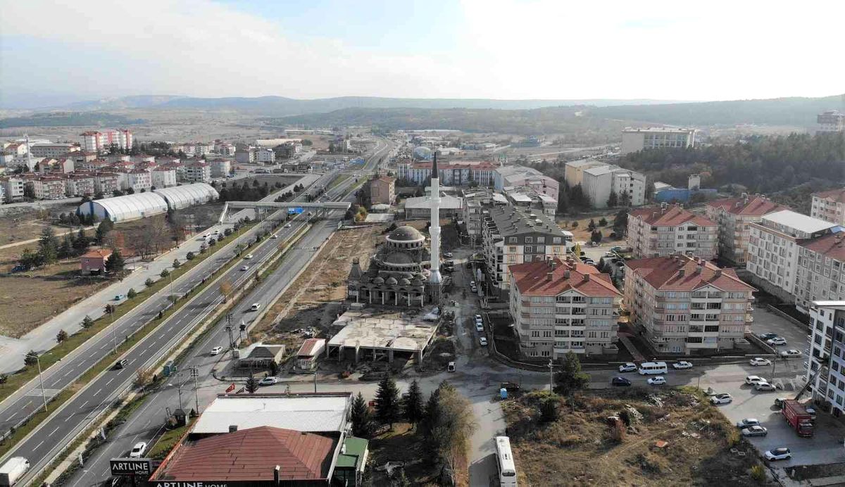 Ribat Camii Külliyesi\'nin inşaatı yardım bekliyor