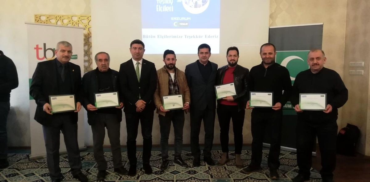 Yeşilay elçileri kahvaltıda buluştu