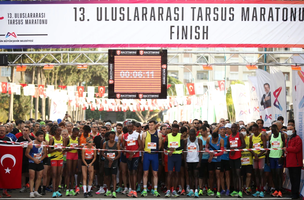 13. Tarsus Uluslararası Yarı Maratonu\'nun kazananı Kenyalı sporcular oldu