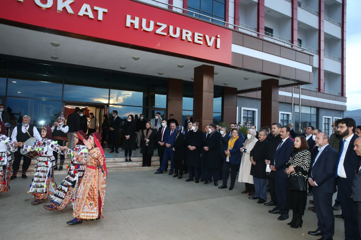 Aile ve Sosyal Hizmetler Bakanı Yanık, Tokat\'ta ziyaretlerde bulundu