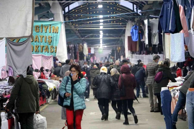 Bulgaristan'dan 1 milyon turist Edirne'ye alışverişe geldi