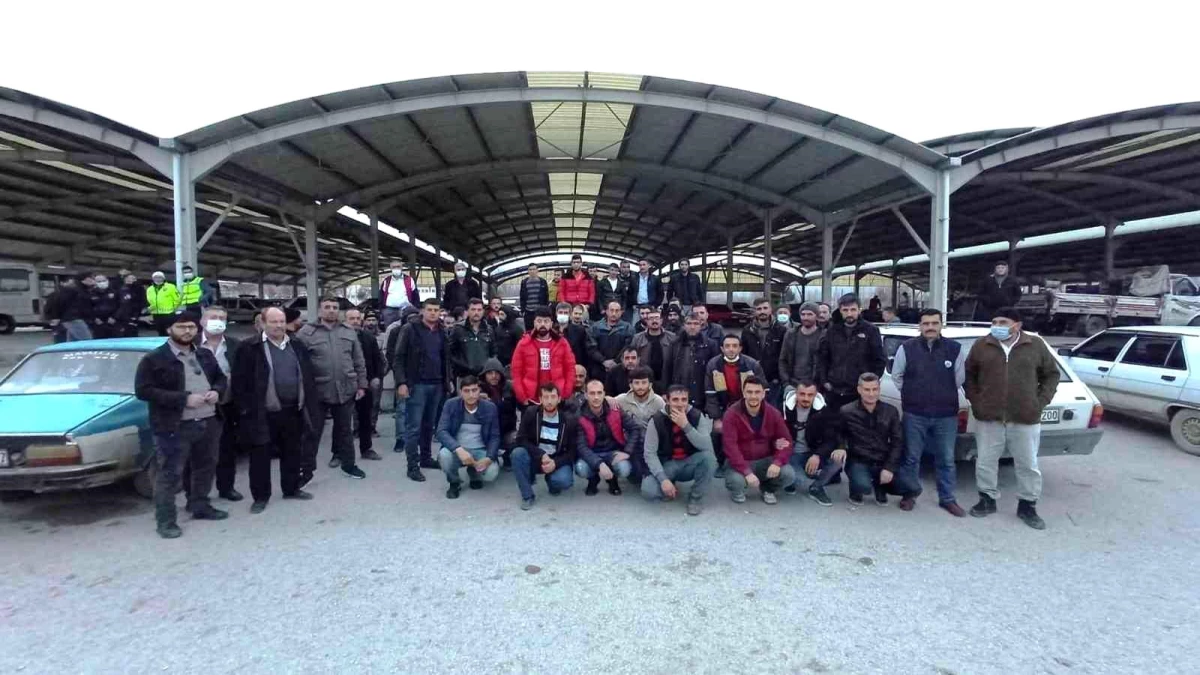 Hisarcık\'ta maden işçileri, işten çıkarmaları protesto etti
