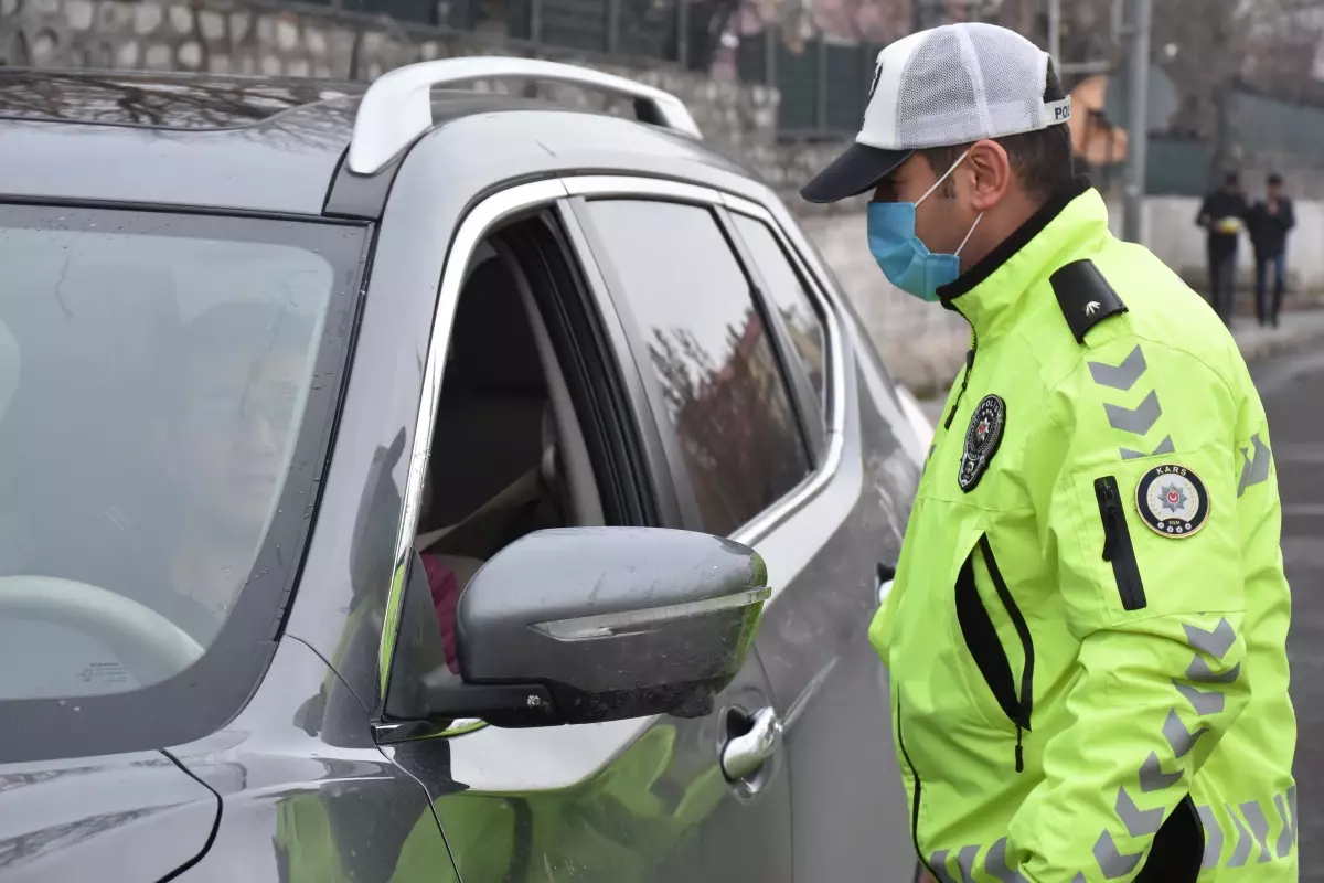 Kışı erken karşılayan Kars\'ta, kış lastiği denetimi yapıldı