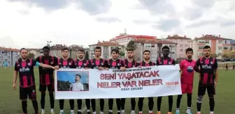 Son dakika! Selde kaybolan Eray için maça pankartla çıktılar