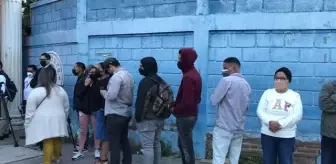 TEGUSİGALPA - Honduraslılar genel seçimler için sandık başına gidiyor (2)