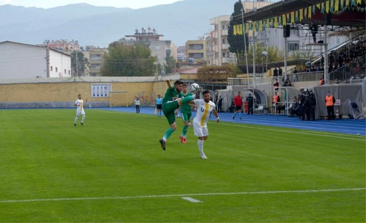 TFF 3. Lig: Osmaniyespor FK: 1 Formül Erbaaspor: 1