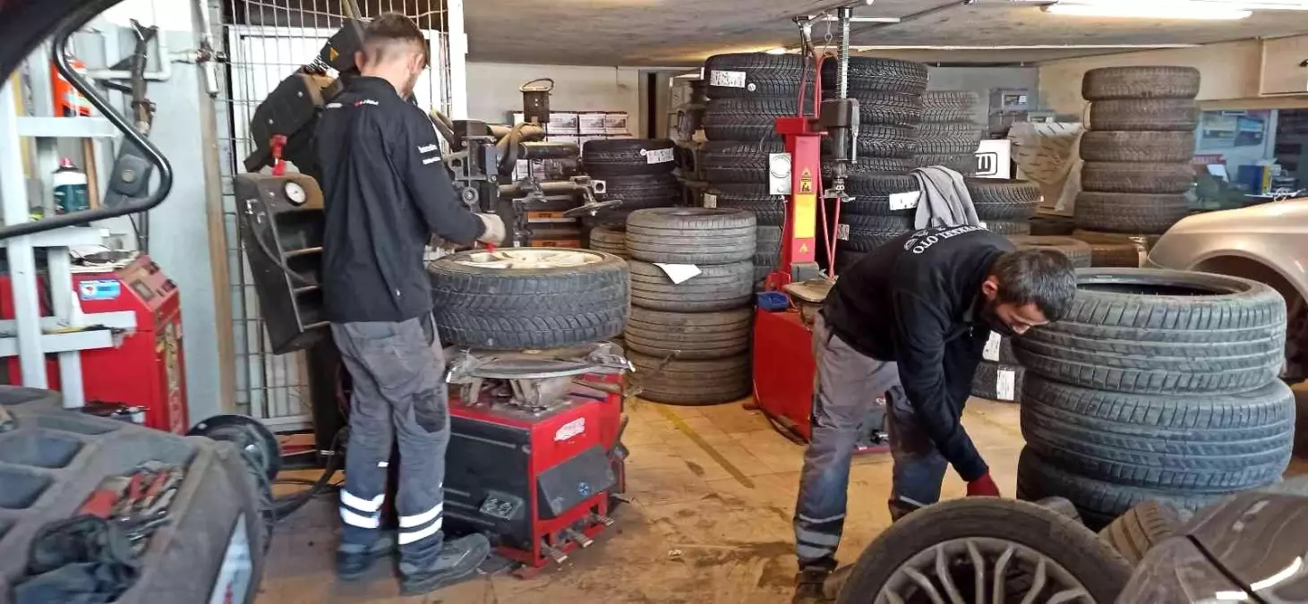 Zorunlu kış lastiği uygulamasına sayılı günler kala oto lastikçilerde yoğun mesai başladı