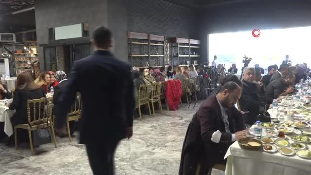 AK Parti Kadın Kolları Gaziantep\'te kadınlarla bir araya geldi