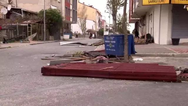 basaksehir de 4 evin catisi uctu ucan cati minareyi deldi son dakika