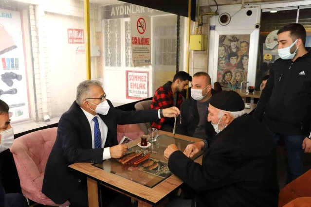 Büyükkılıç, Sivas Caddesi esnafını gezdi