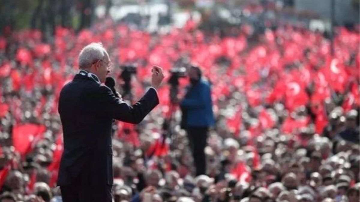 CHP Lideri Kemal Kılıçdaroğlu: Yolsuzluk dosyaları akıyor, ekip kurduk! Zamanı gelince açıklayacağız!