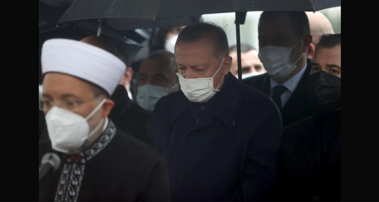 Cumhurbaşkanı Erdoğan: "Bir beyefendiydi ve bir beyefendi olarak görevini son ana kadar icra etti"