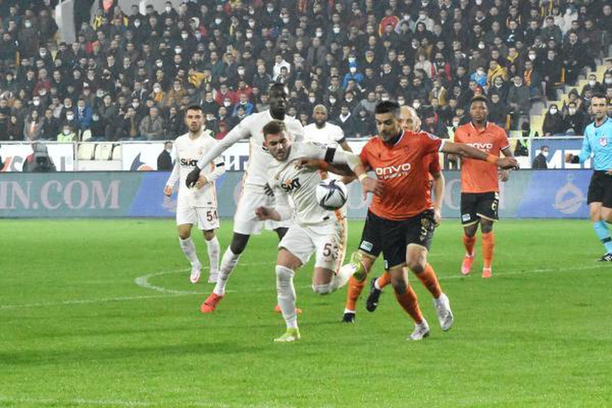 Galatasaray Avrupa\'da farklı Süper Lig\'de farklı