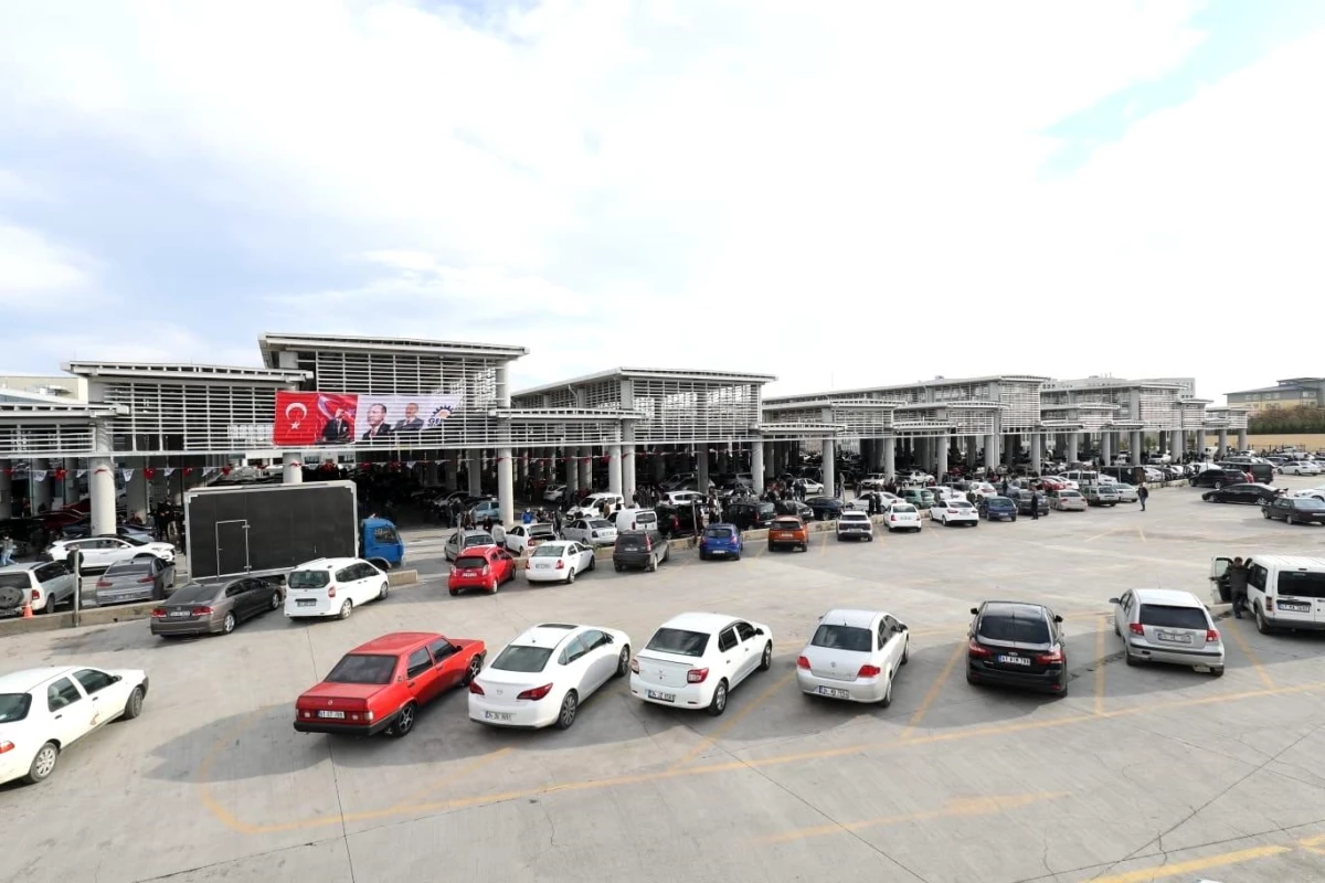 Gebze\'ye oto pazarı açıldı