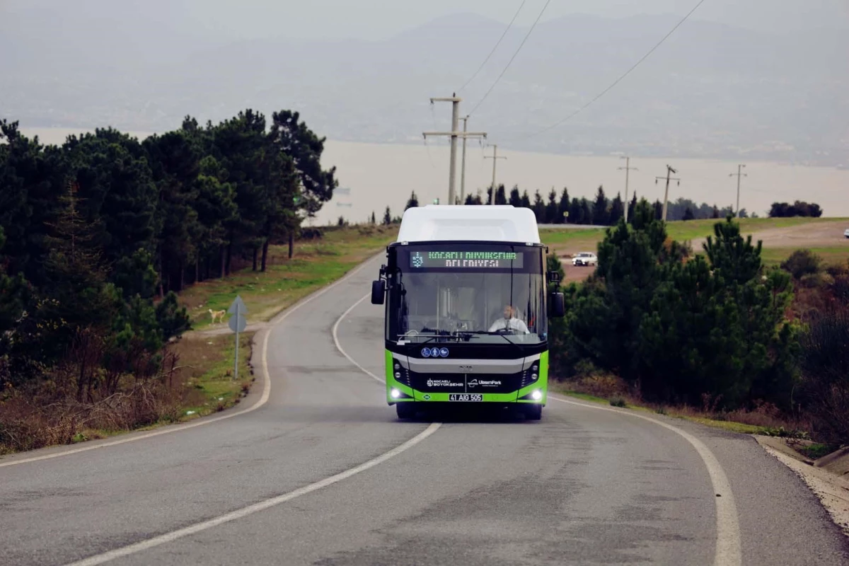Kocaeli Büyükşehir\'in 20 yeni otobüsü seferlere başladı