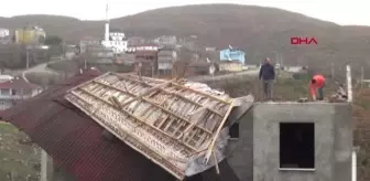 Kocaeli'de fırtına; çatılar hasar gördü, vapur seferleri iptal oldu