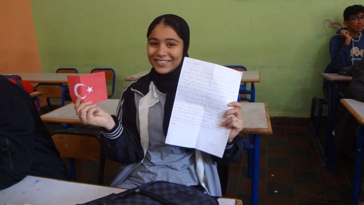 Kozan\'da öğrenciler Mektup Arkadaşlığı Projesi ile yabancı dillerini geliştiriyorlar