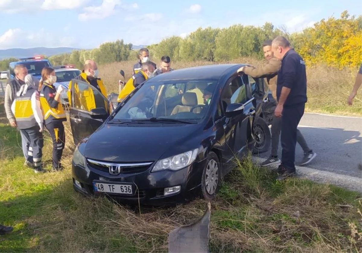 Son dakika haberleri: Manisa\'da iki otomobilin çarpıştığı kazada 3 kişi yaralandı