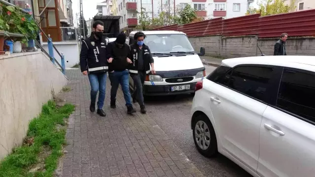 Pendik'te, piyasaya dezenfektan olarak sürülecek 5 ton sahte alkol ele geçirildi