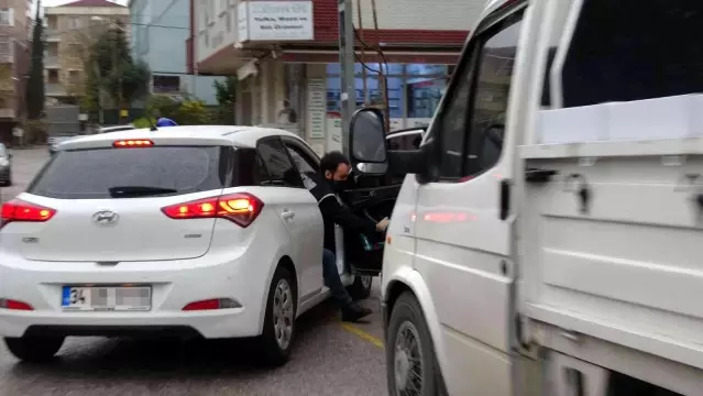 Pendik'te, piyasaya dezenfektan olarak sürülecek 5 ton sahte alkol ele geçirildi