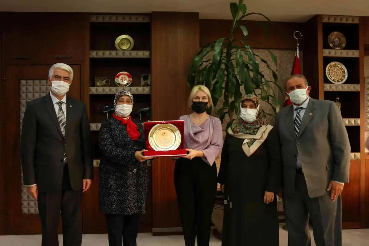 Son dakika haberleri | Şehit aileleri, Rektör Özkan ile bir araya geldi