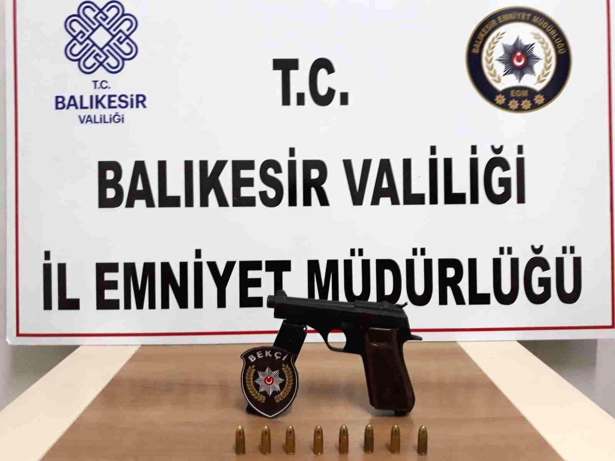 Balıkesir\'de aranan 124 şüpheliden 42\'si tutuklandı