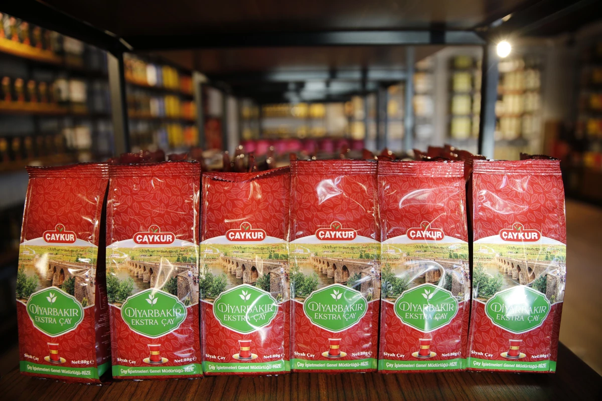 ÇAYKUR\'dan Doğu\'daki vatandaşlara "kaçak" yerine "yerli" çay tüketin önerisi