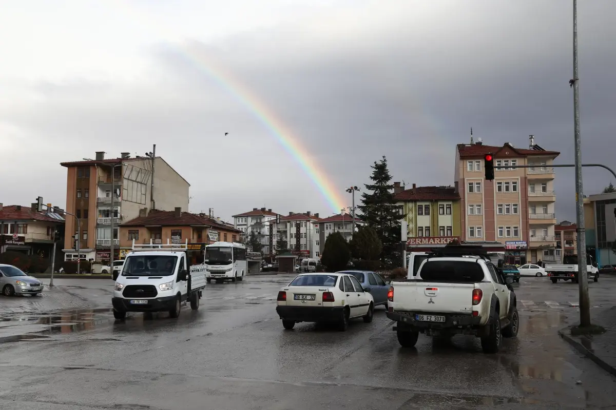 Çubuk\'ta gökkuşağı güzel görüntü oluşturdu