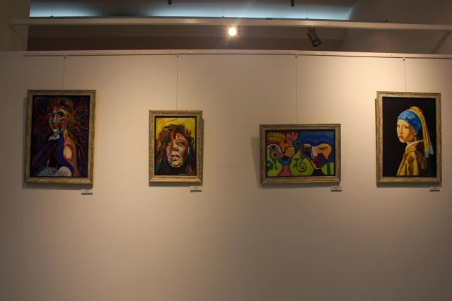 Diyarbakır'da karma resim sergisi açıldı