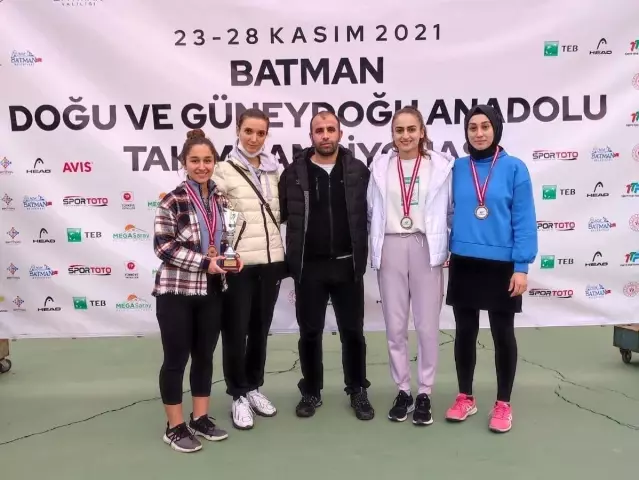 Elazığ Gençlik Spor, teniste 3. oldu