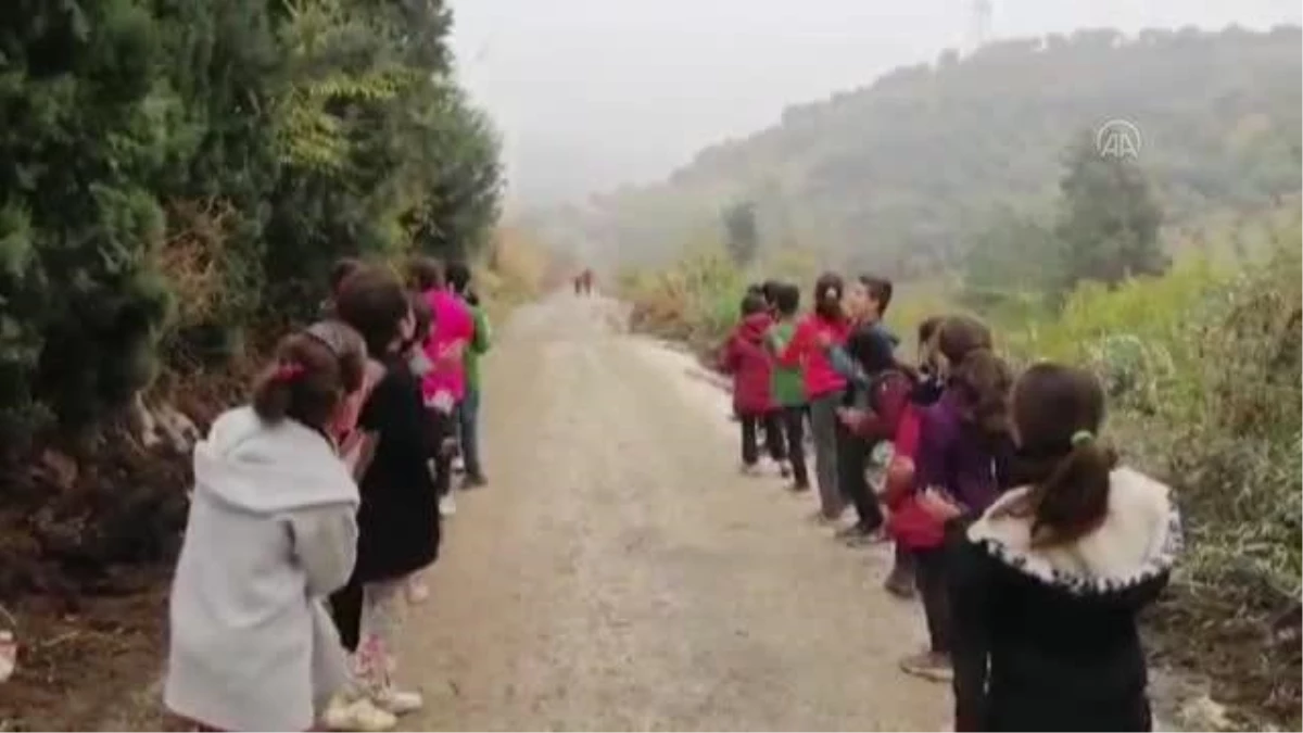 Görme engelli öğrencisinin madalya hayalini düzenlediği yarışla gerçekleştirdi