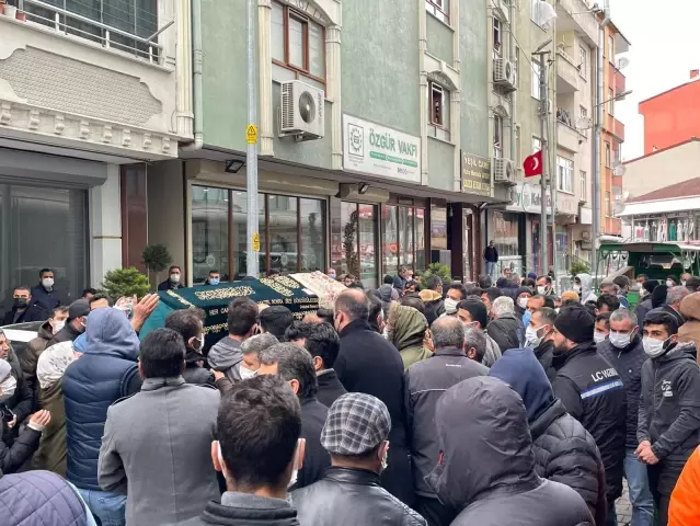 İstanbul'daki fırtınada hayatını kaybeden Elif Şanver toprağa verildi