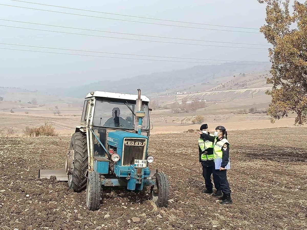 Jandarmadan sürücülere eğitim