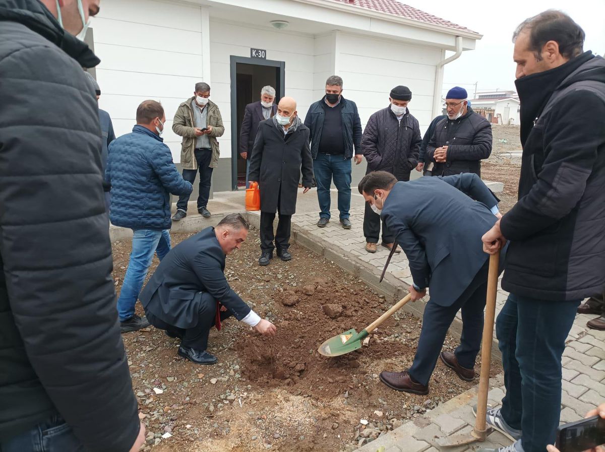 Kale'de deprem konutları ağaçlandırıldı