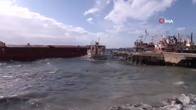 Kartal'da bir gemi battı, başka bir gemi de yatan gemiye yaslandı