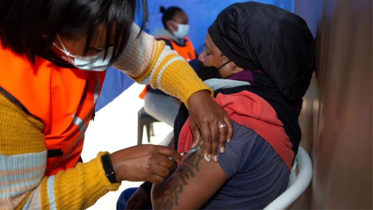 Omicron: Afrika\'nın güneyindeki ülkelerde yeterince aşı var mı?