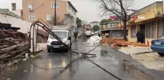 Sarıyer'de uçan çatının verdiği hasar gün ağarınca ortaya çıktı