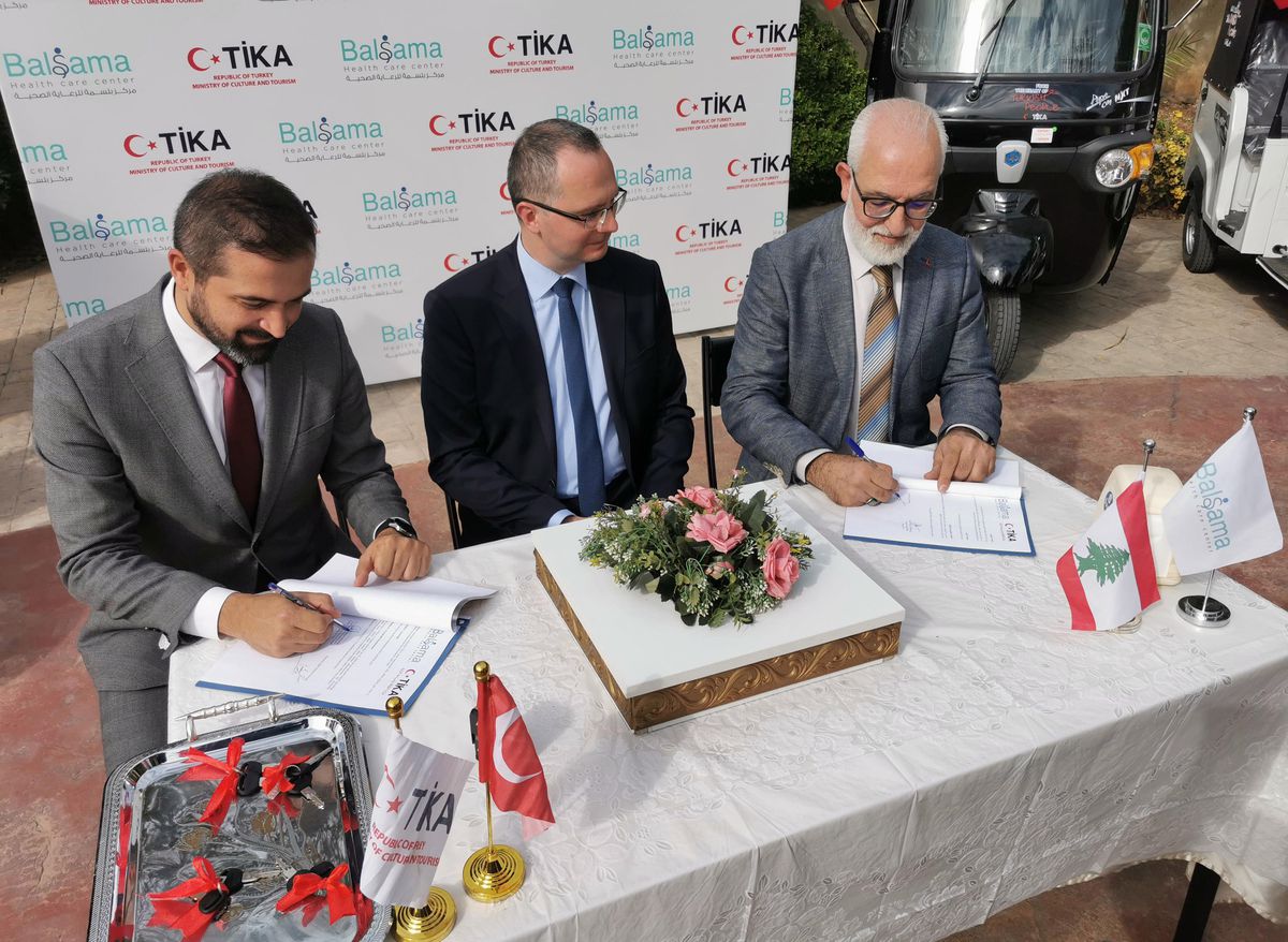 TİKA, Lübnan\'daki engelli vatandaşlara 10 adet triportör desteği sundu