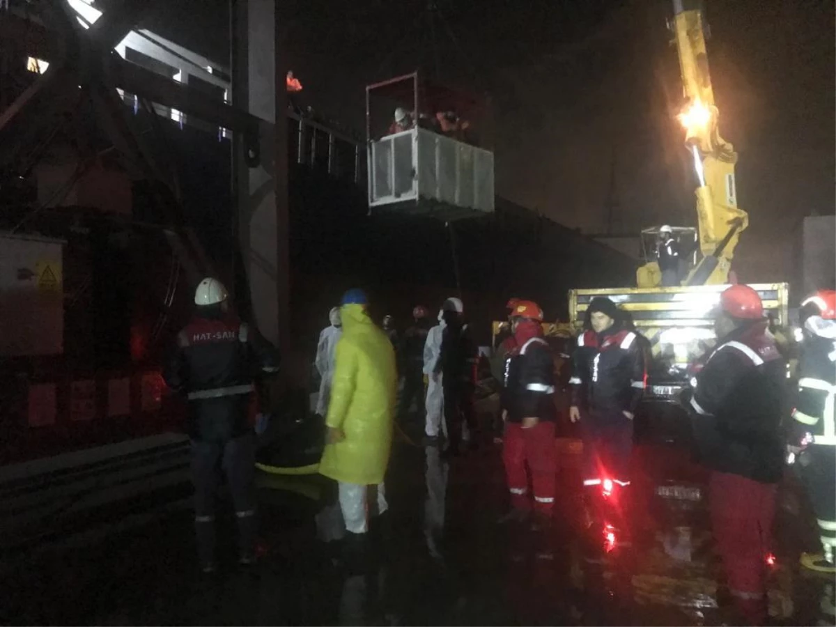 Yalova\'da su alan geminin 21 personeli tahliye edildi