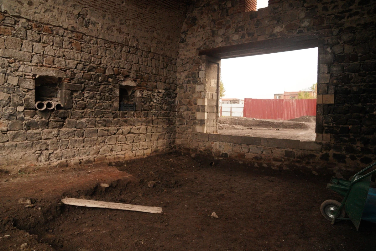 Diyarbakır\'da tarihi konakta su kuyusu ve künkler bulundu