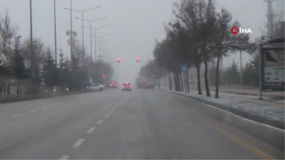 Erzurum'da yoğun kar yağışı etkili oluyor