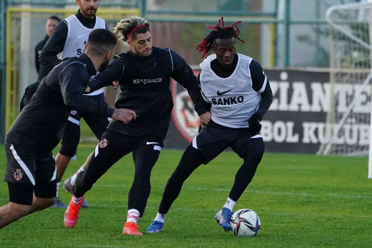 Gaziantep FK, Sakaryaspor maçı hazırlıklarını tamamladı