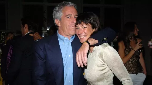 Ghislaine Maxwell davasında ilk kadın tanık, 14 yaşında Epstein'in istismarına uğradığını anlattı