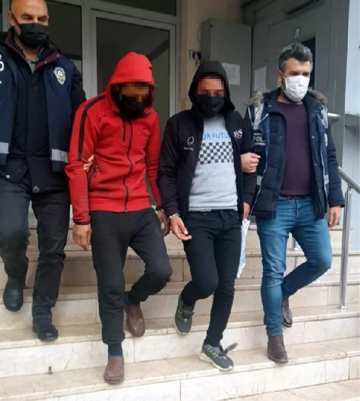 Kayseri'de kablo hırsızı 3 kişi adliyede