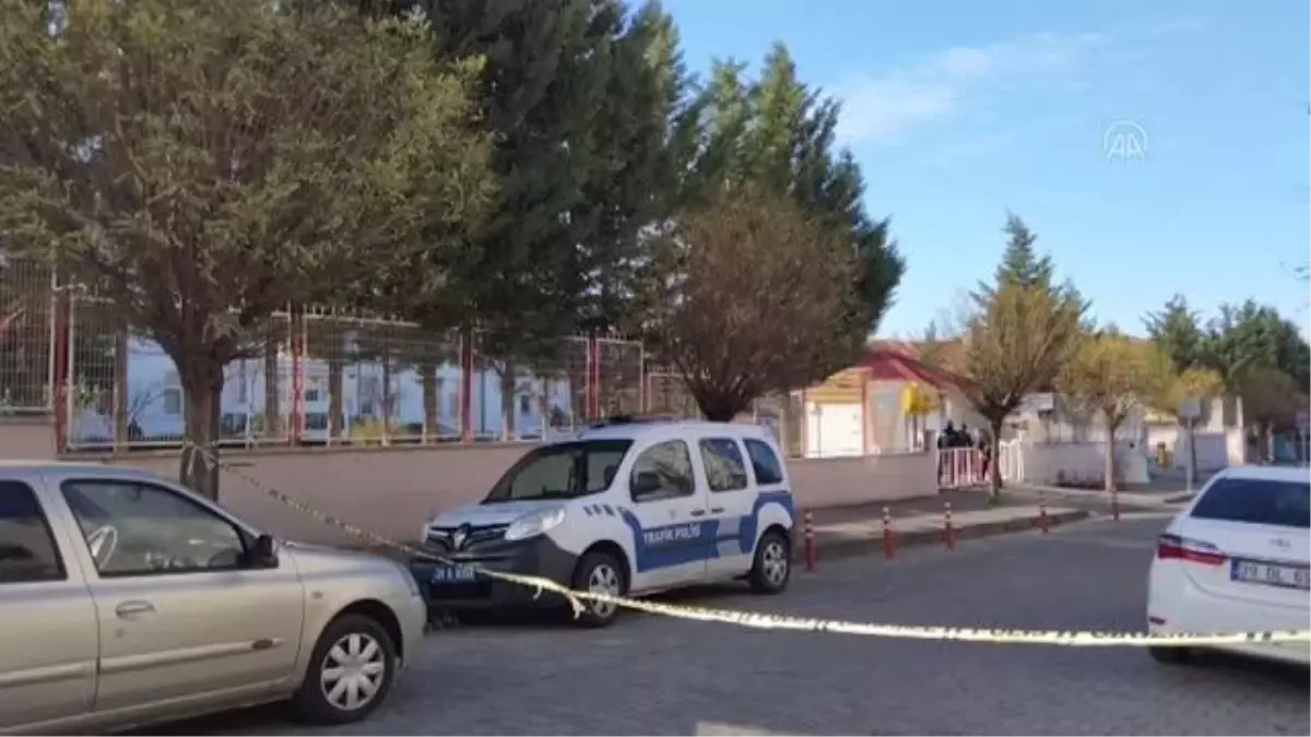 Son dakika... KIRKLARELİ - Çıkan kavgada gözaltına alınan 21 kişi adliyeye sevk edildi