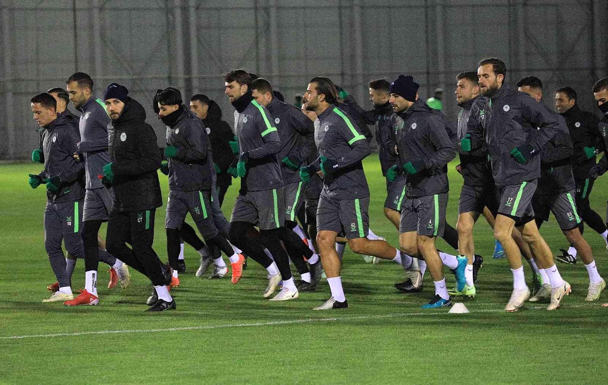 Konyaspor\'da, Vanspor maçı hazırlıkları tamamlandı